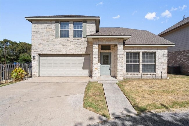 Building Photo - 8800 Hazelhurst Dr