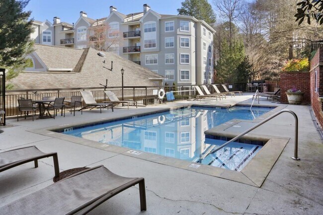 Photo - 4246 River Green Dr NW Unit 208