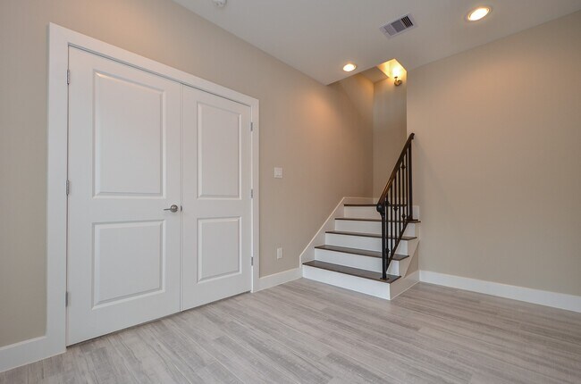 Photo - 1818 Bonner St