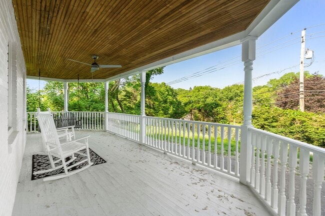 Photo - Beautifully Renovated 5 Bed/3 Bath Farmhouse in Upper St. Clair - Available Early June!