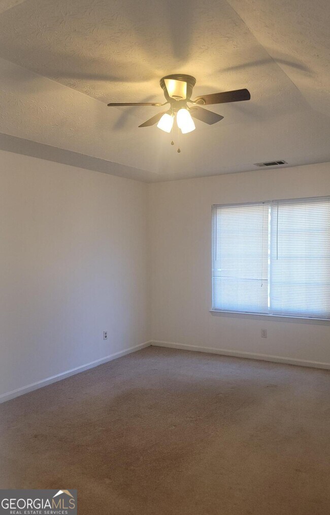 Photo - 445 Westside Dr