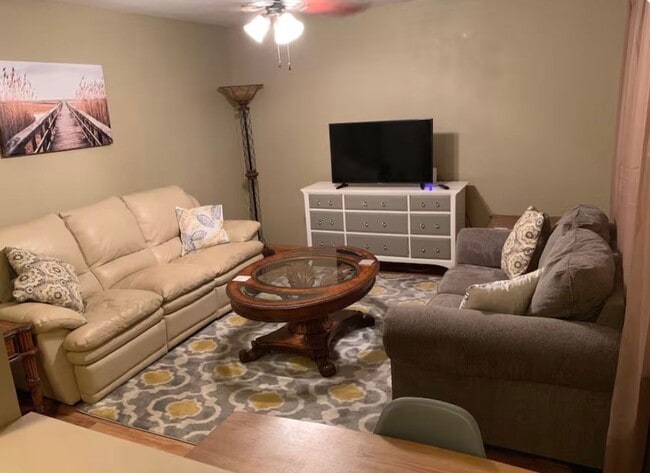 Photo - 2941 Adrian Ave Unit #A