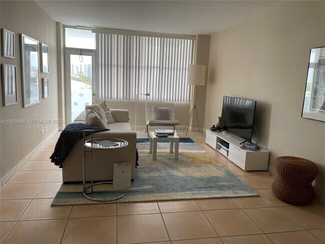 Photo - 7441 Wayne Ave Unit 4K