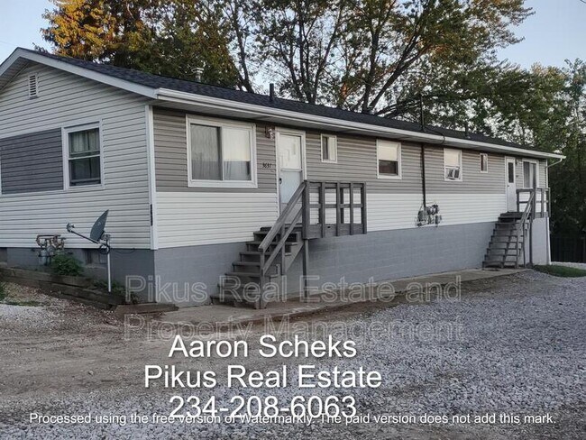 3643 Albrecht Ave - 3643 Albrecht Ave