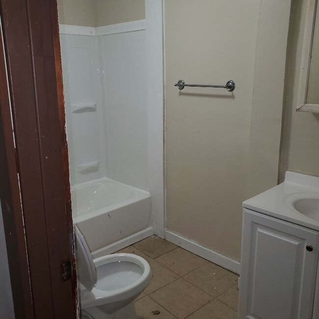 Photo - 3BDRM HOUSE FOR RENT