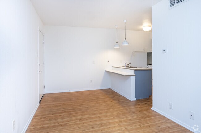 Studio - 400SF - Allandale Commons