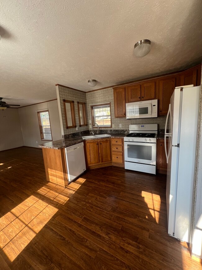 Photo - 1 Greenwood Dr