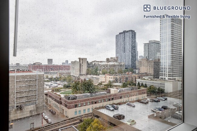 Photo - 1000 S Clark St Unidad FL10-ID991