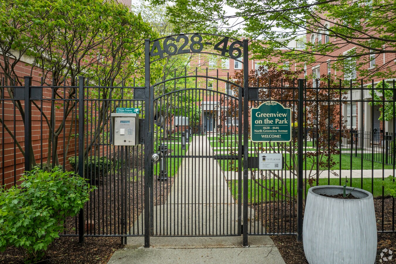 Entrance - Greenview on the Park