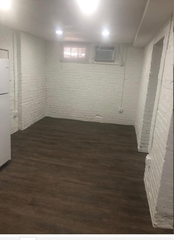 226 W 9th St Unit B01