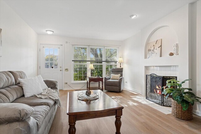 Photo - 305 Cane Garden Cir