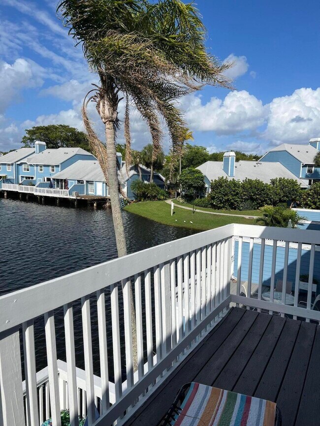 Photo - 809 Ocean Dunes Cir