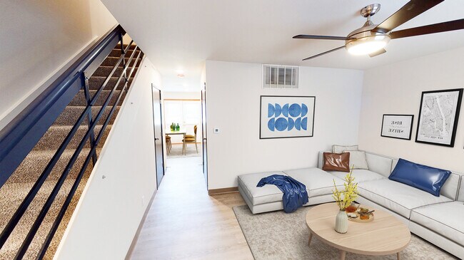 3 Bedroom Townhome - Remodeled