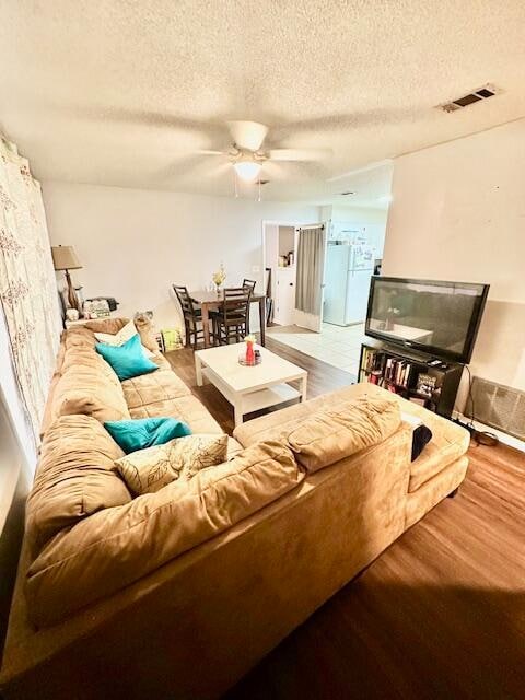 Photo - 423 John King Rd