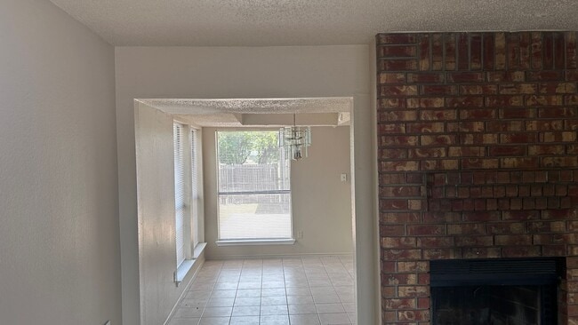 Photo - 2928 Stonycroft Dr