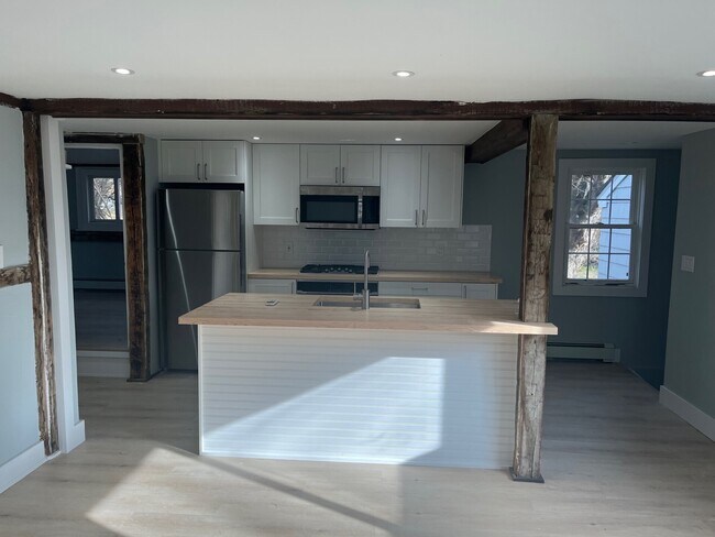 Photo - 434 Hurlbutt St