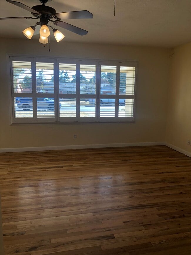 Photo - 2409 9th Ave