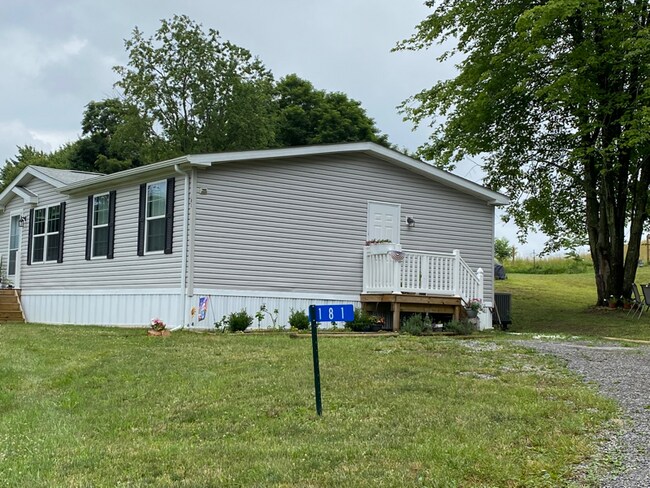 Photo - 181 Crestview Ln