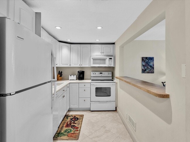 Photo - 1421 S Ocean Blvd Unit 219