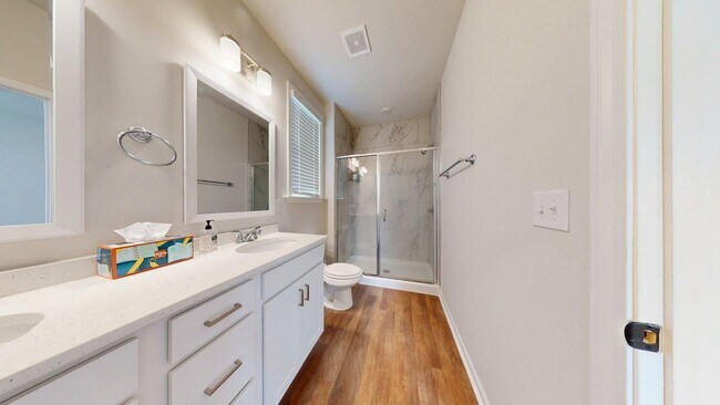 Photo - Beautiful Newer Construction Home on Mimms Trail!