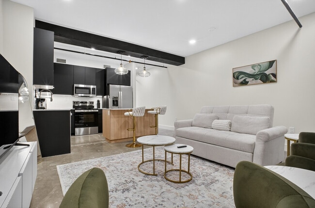 Building Photo - 310 S Boulder Ave Unit ID1322463P