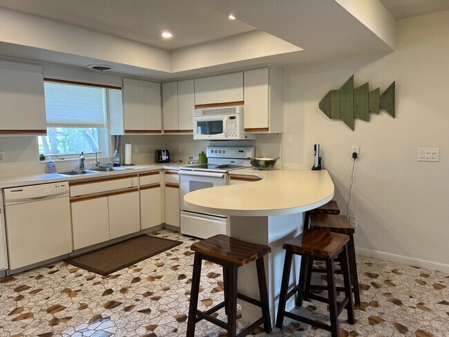 Photo - 180 Duval St