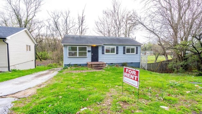 Building Photo - 801 Biddle St