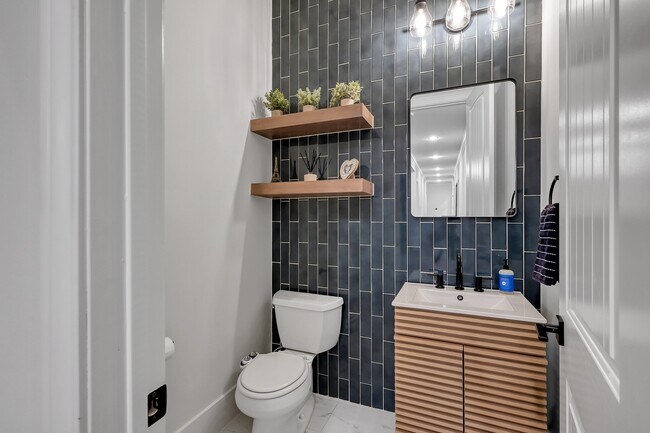 Photo - 15937 Stagecoach Rd