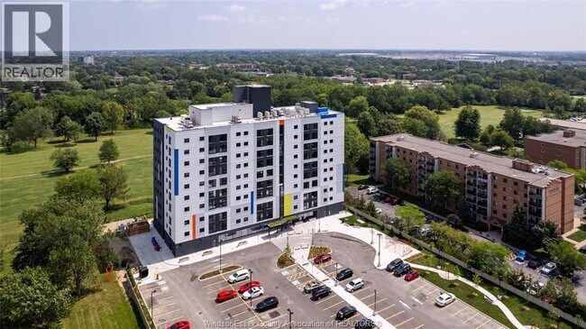 Photo - 3100 Meadowbrook Ln Unité 613