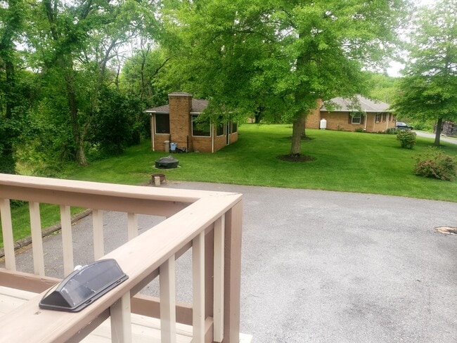 Photo - 4215 Valley Rd