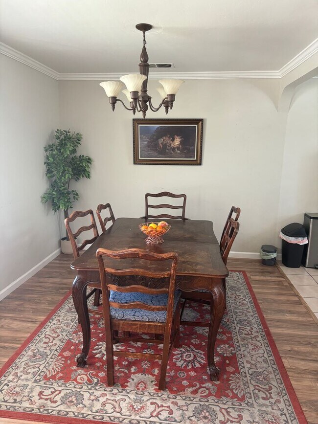 Photo - Adorable 3/1 w/Amazing Fenced Yard!  PLEAS...