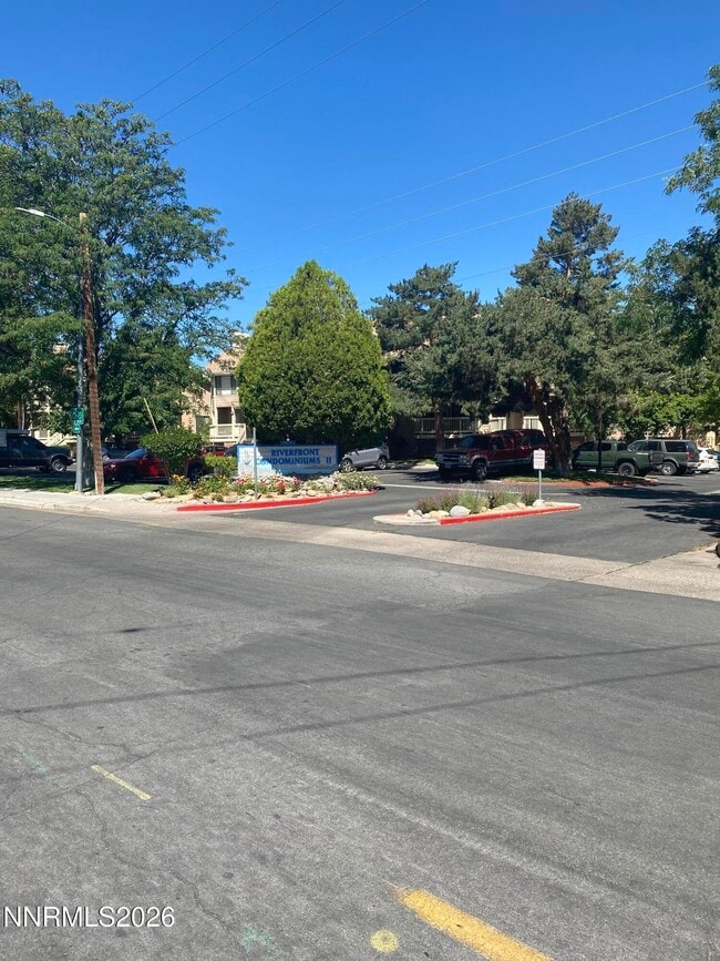 Building Photo - 2875 Idlewild Dr Unit APT 78