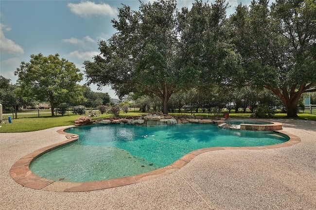 Building Photo - 19907 Stone Lake Cir Rental