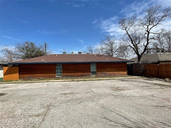 Photo - 1914 Hearthstone Dr