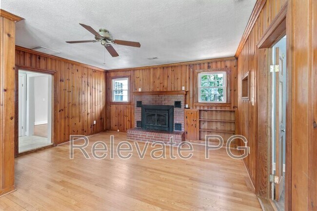 Photo - 8000 Curtis Rd