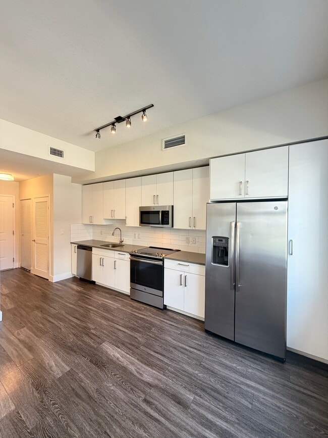 Photo - 342 NE 26th Ter Unit S3