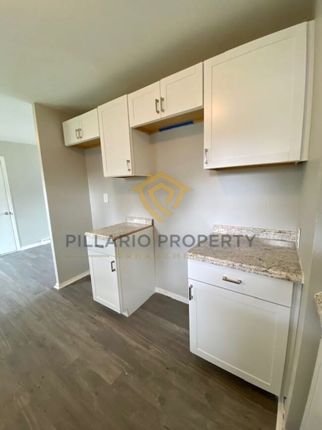 Photo - Updated Style Ranch House in Anderson with 3 Bedrooms and 1 Bathroom is Available NOW!