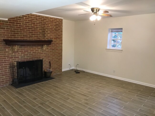 Photo - 3209 Glenwood Pl Unit Basement Apartment