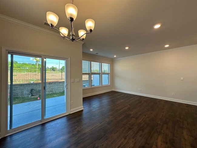 Photo - 1260 Scarlet Firethorne Ave