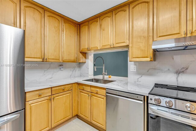 Photo - 8400 SW 133rd Avenue Rd Unidad 117