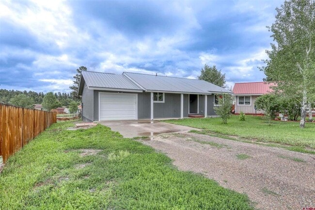 Photo - Single Family 2BR/2BTH Close to Town!