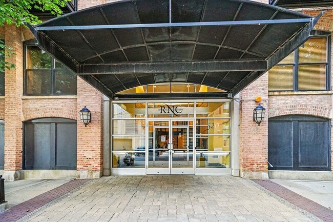 Photo - 520 W Huron St