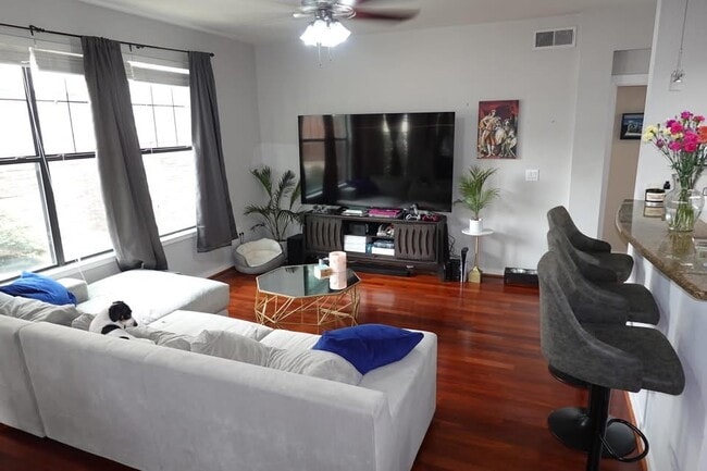 Photo - 7342 Oak Manor Dr Condo Unit 1102