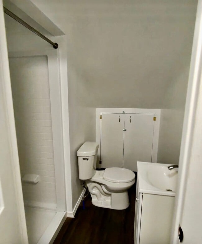 Photo - 222 Howard Ave Unit 2