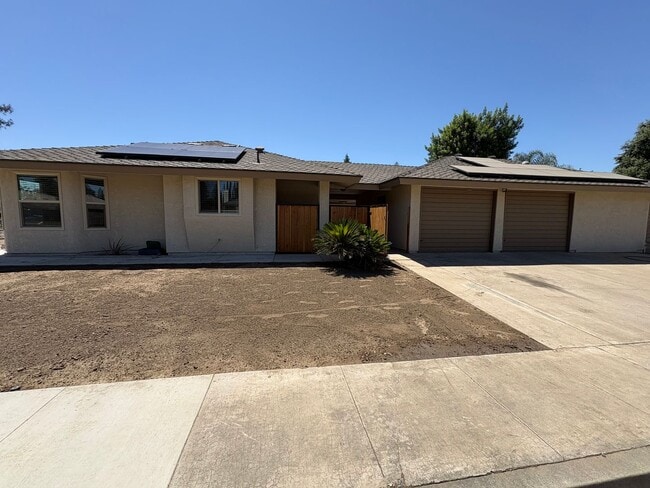 Photo - 2322 E Vassar Dr