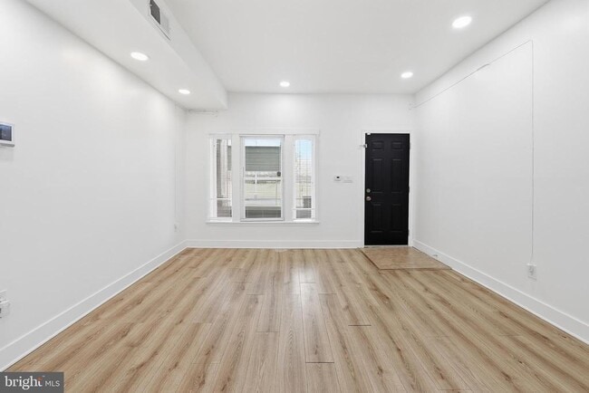 Photo - 2542 HARFORD Rd