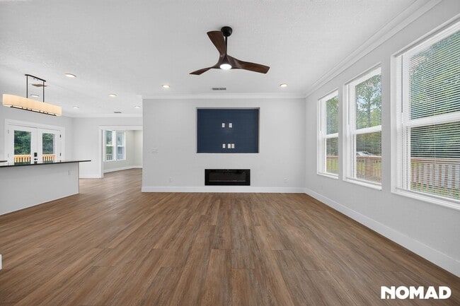 Photo - 74 Conifer Cir