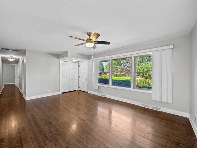 Photo - 415 Tennyson Rd