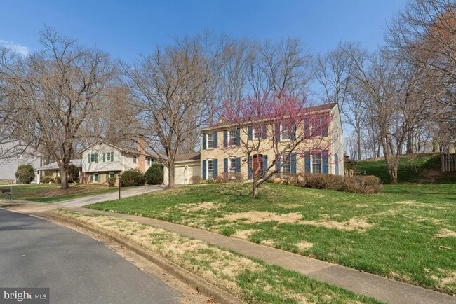 Building Photo - 2302 Tanglevale Dr