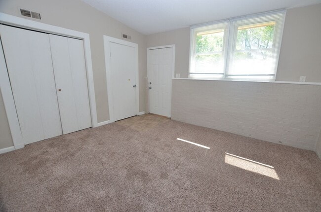 Photo - Cute Move-in Ready Duplex!